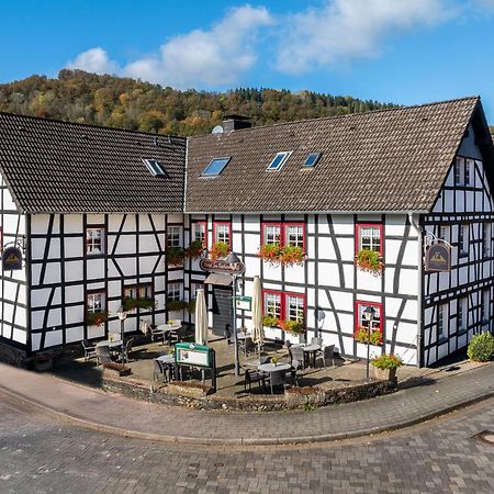 Garni Hotel Im Fachwerkhof Зиммерат Экстерьер фото