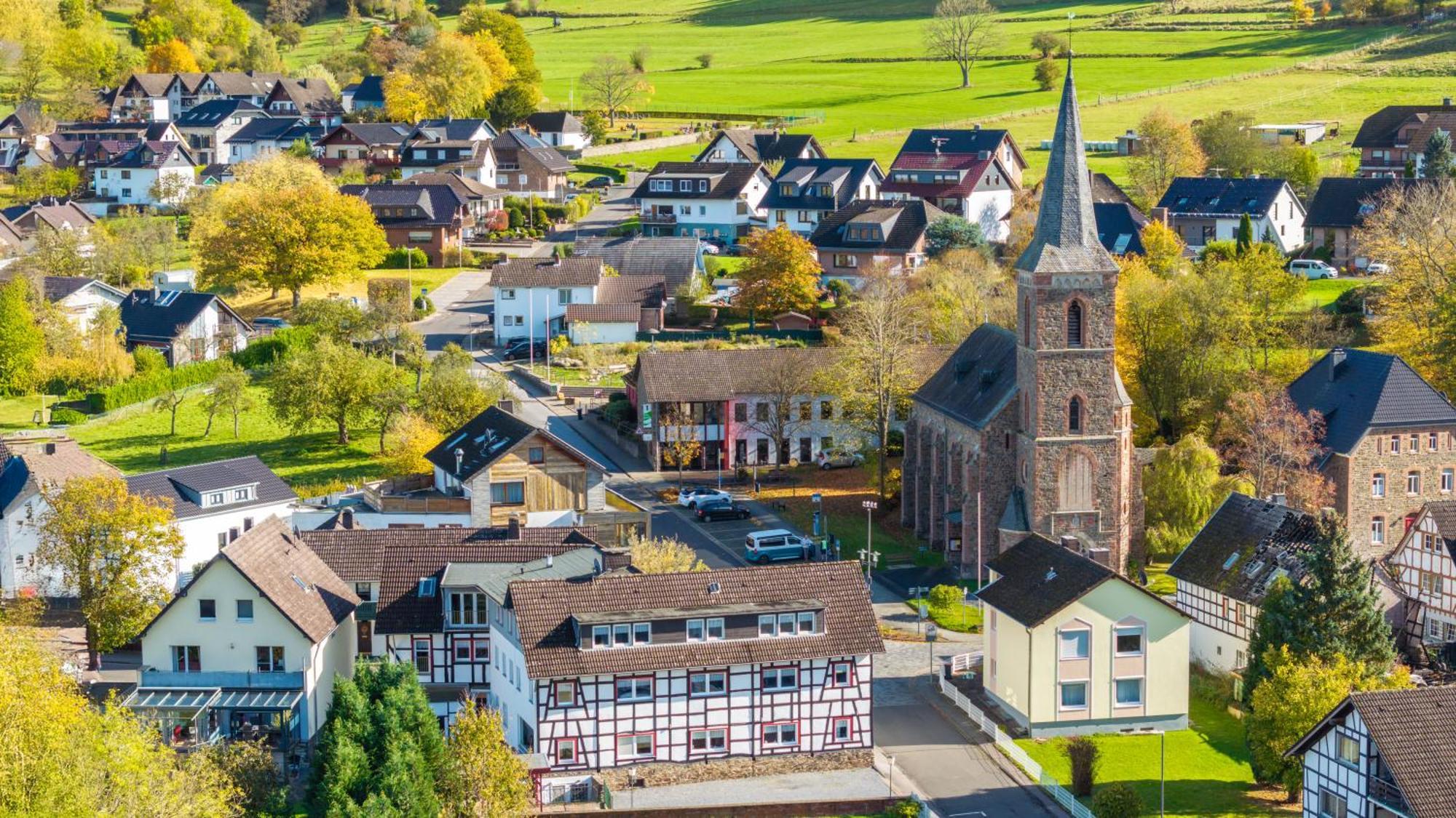 Garni Hotel Im Fachwerkhof Зиммерат Экстерьер фото