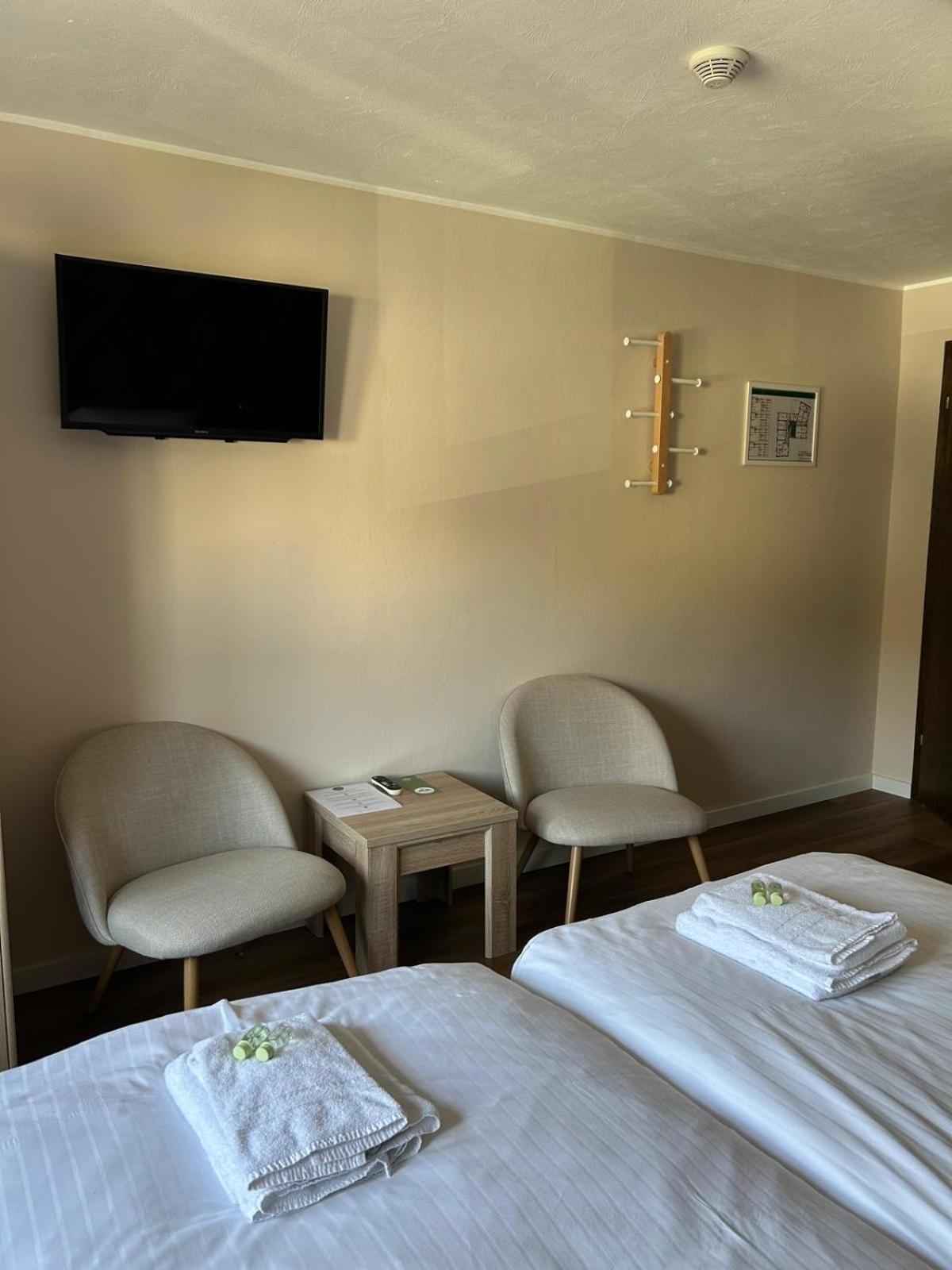 Garni Hotel Im Fachwerkhof Зиммерат Номер фото